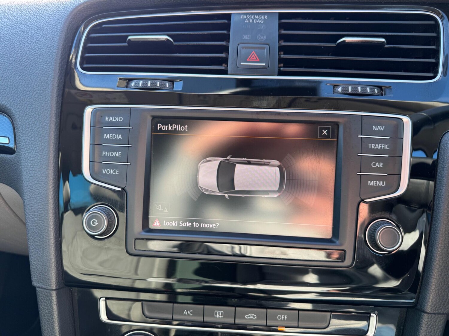 Used Volkswagen Golf 2015 for sale - 77940465: Photo 36