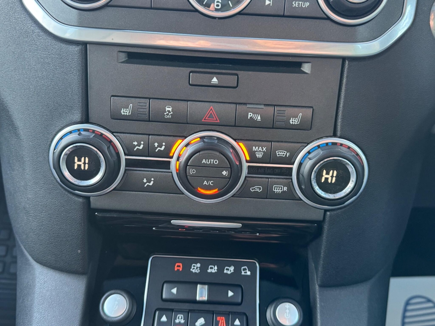 Used Land Rover Discovery 2016 for sale - 77097954: Photo 35