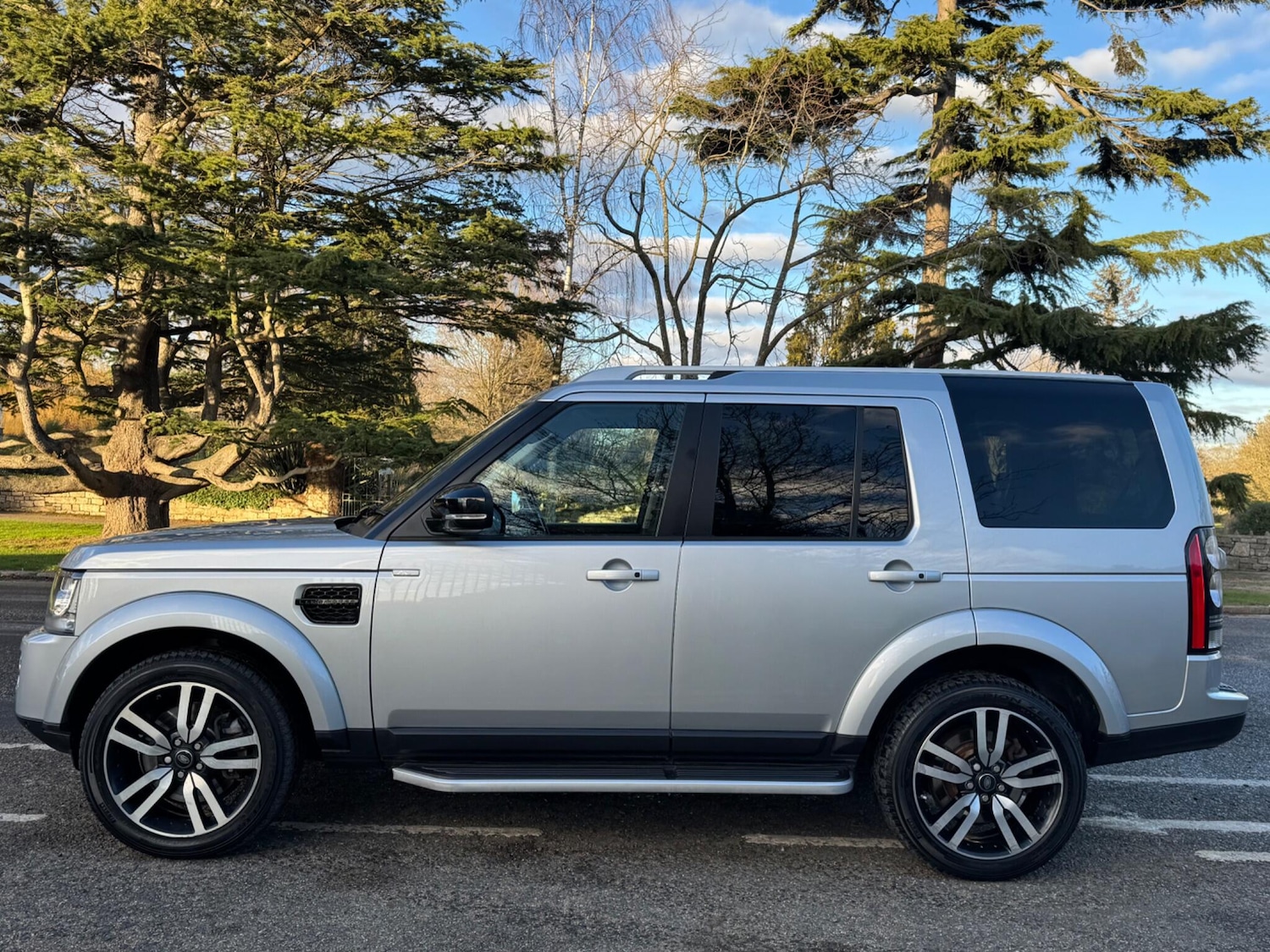 Used Land Rover Discovery 2016 for sale - 77097954: Photo 4