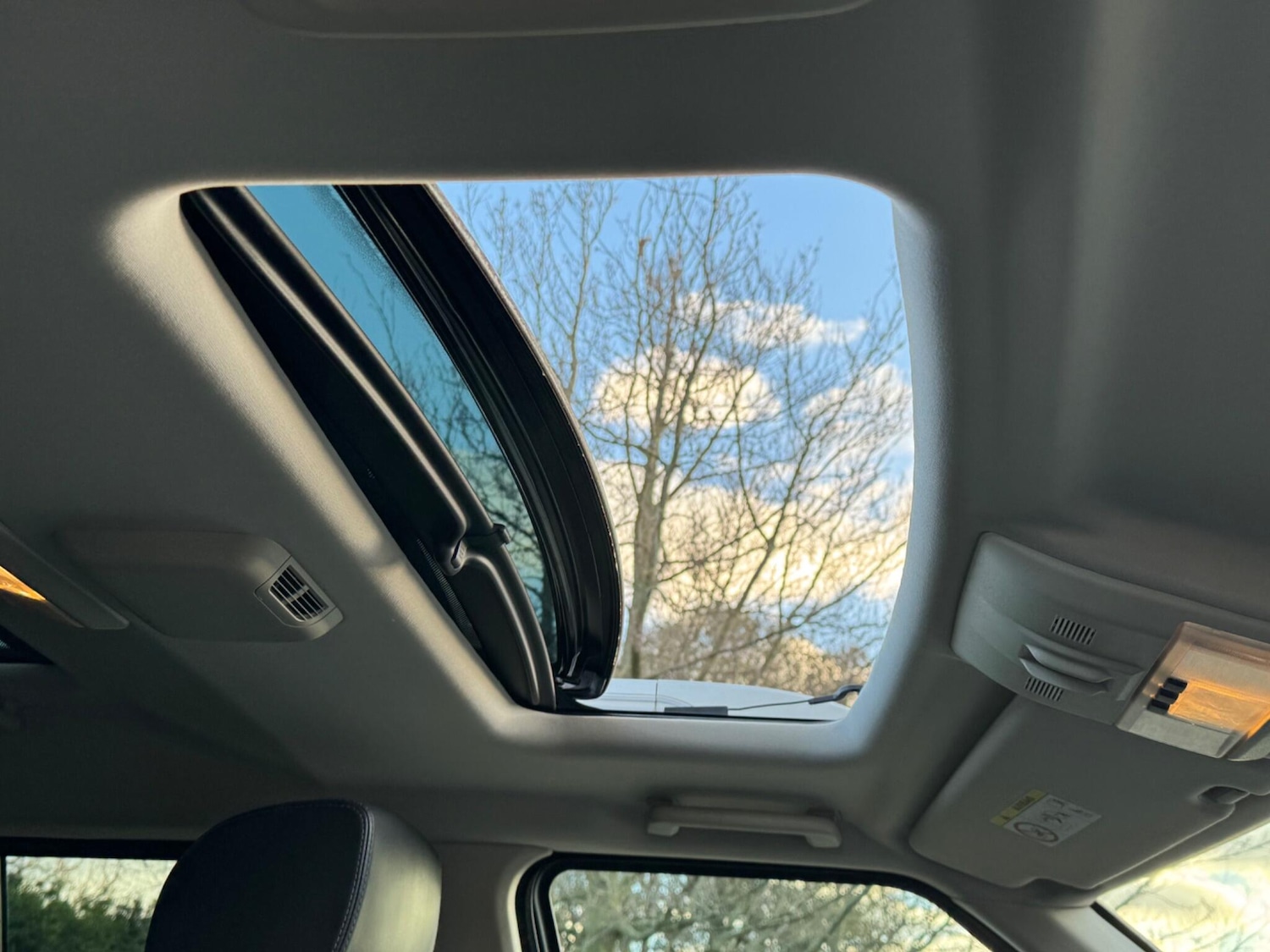 Used Land Rover Discovery 2016 for sale - 77097954: Photo 41