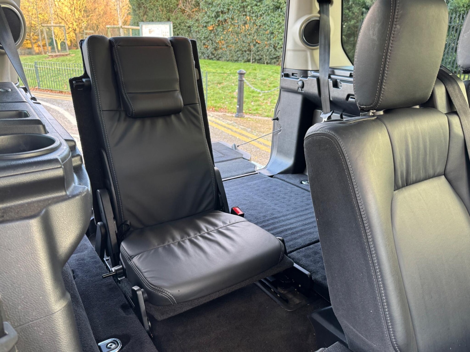 Used Land Rover Discovery 2016 for sale - 77097954: Photo 44