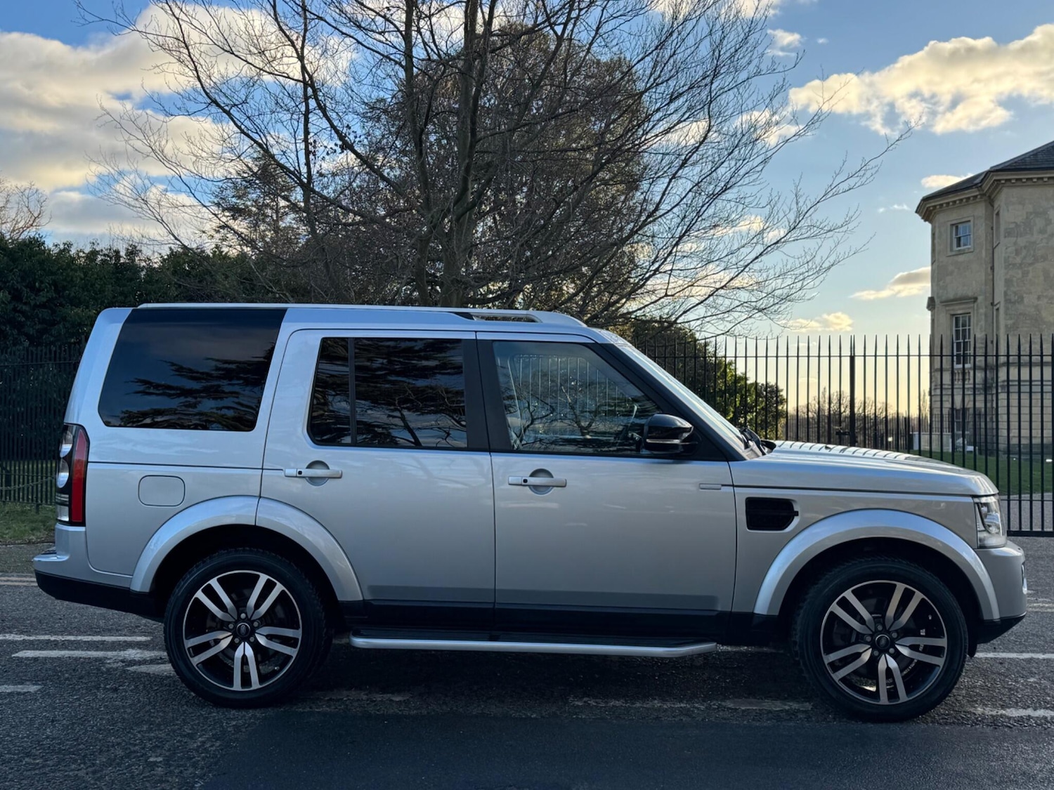 Used Land Rover Discovery 2016 for sale - 77097954: Photo 8