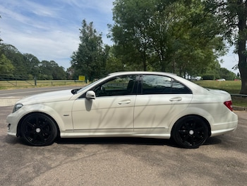 Used Mercedes-Benz C Class 2012 for sale - 79292380: Photo