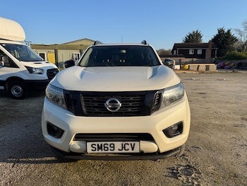 Used Nissan Navara 2019 for sale - 77957128: Photo
