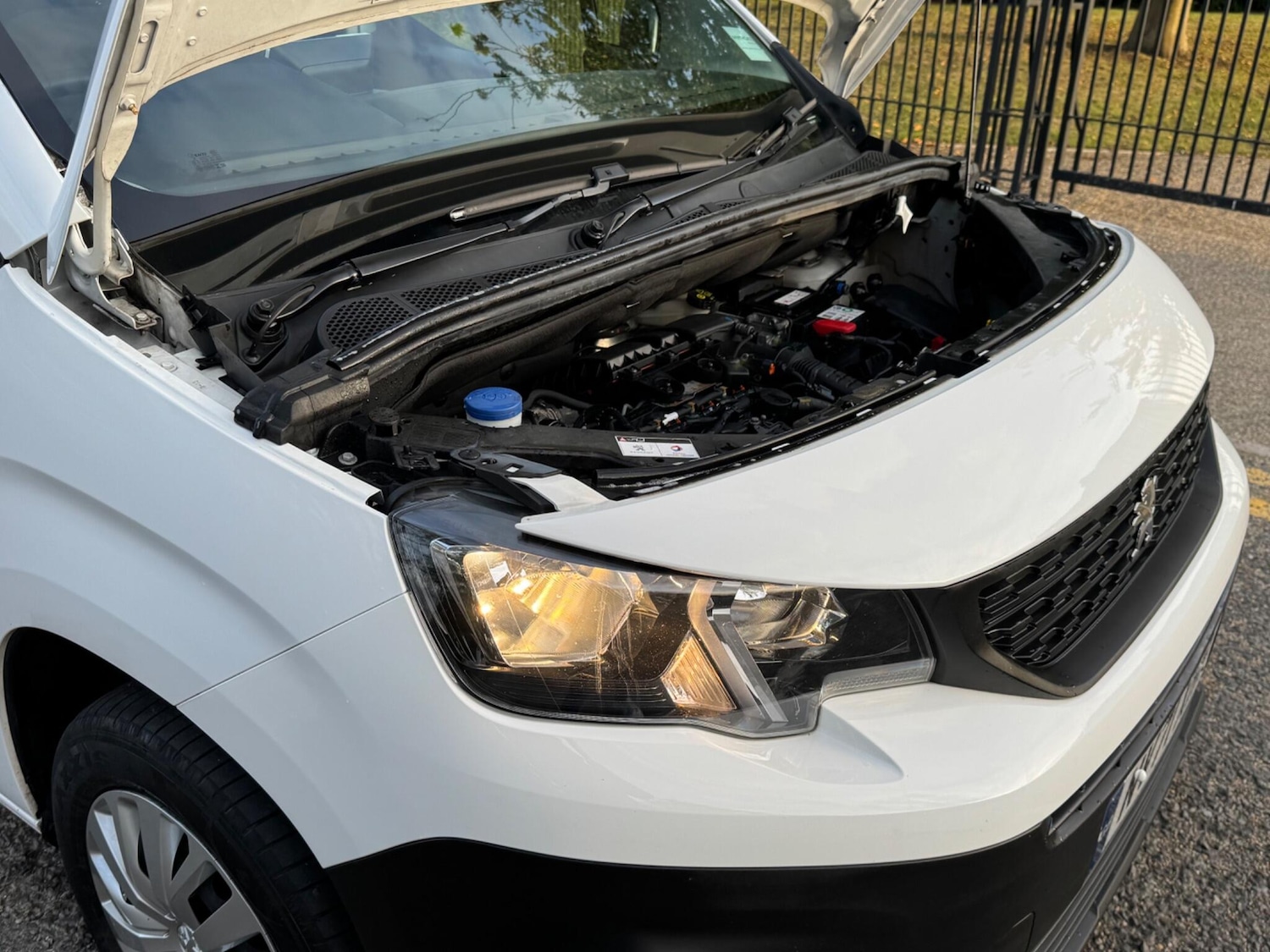 Used Peugeot Partner 2022 for sale - 77637678: Photo 20