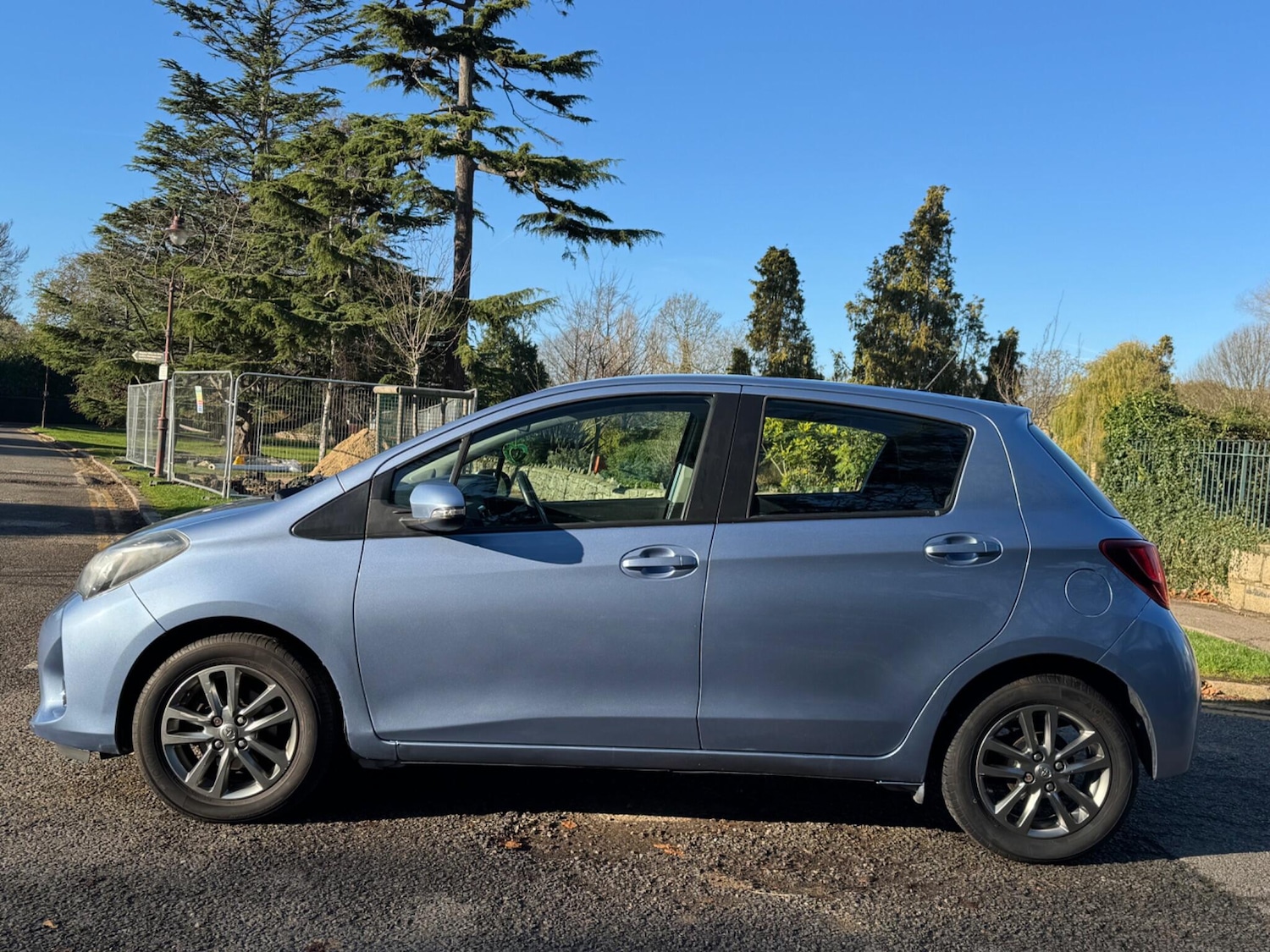 Used Toyota Yaris 2015 for sale - 76689035: Photo 4