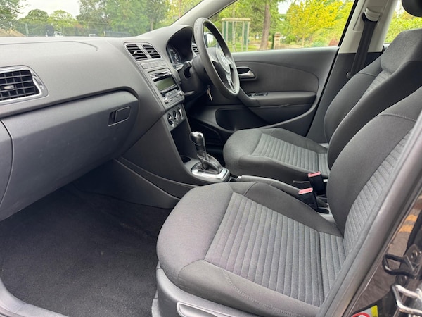 Used Volkswagen Polo 2011 for sale - 76260223: Photo 16