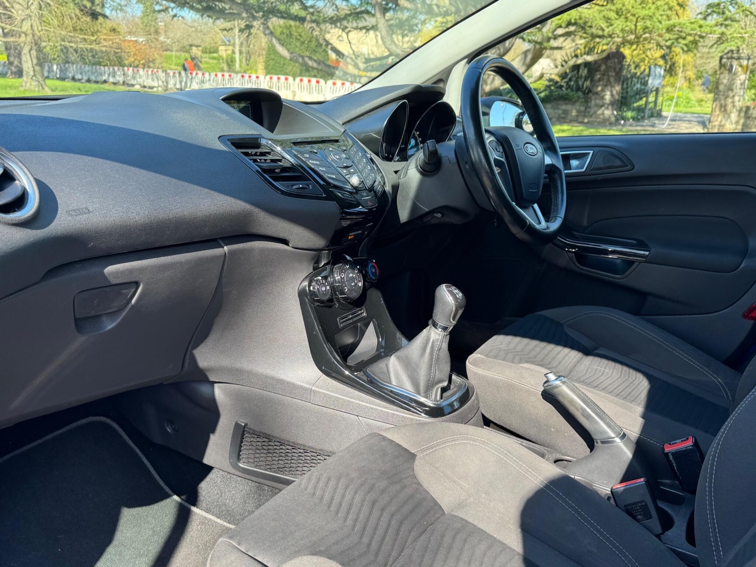 Used Ford Fiesta 2015 for sale - 78047205: Photo 14