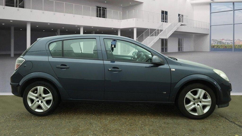 Used Vauxhall Astra 2009 for sale - 78175902: Photo 5