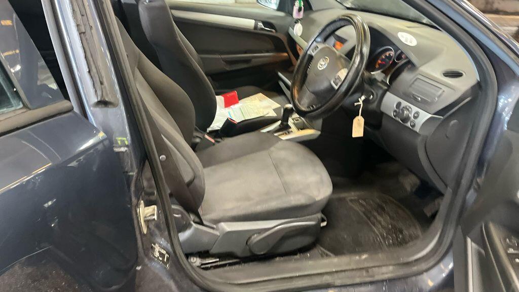 Used Vauxhall Astra 2009 for sale - 78175902: Photo 9
