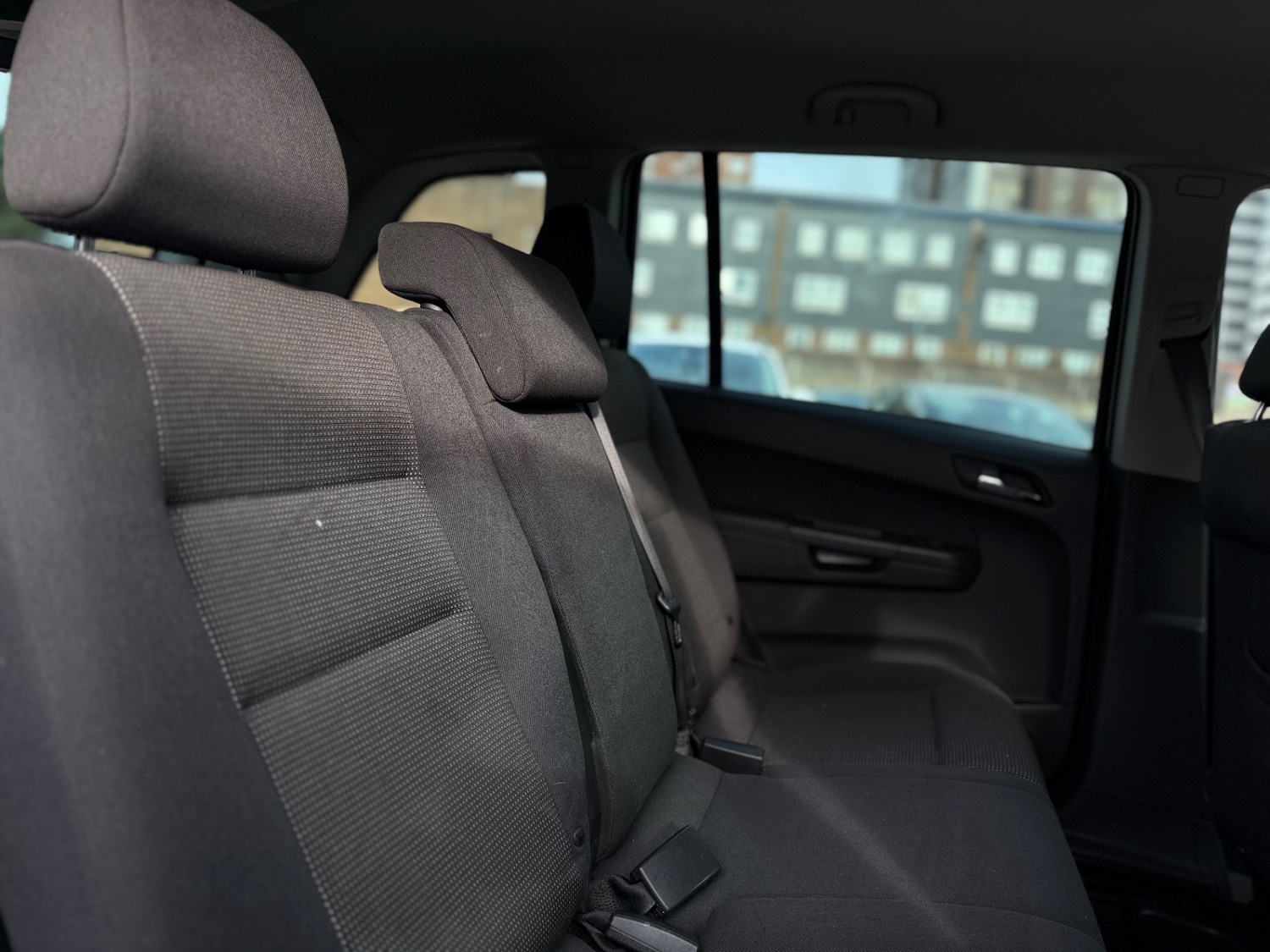 Used Vauxhall Zafira 2010 for sale - 77545561: Photo 22