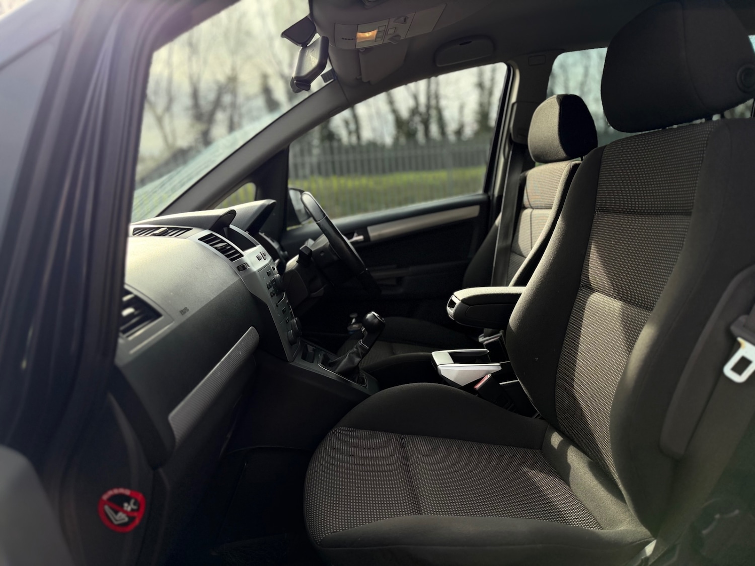 Used Vauxhall Zafira 2010 for sale - 77545561: Photo 29