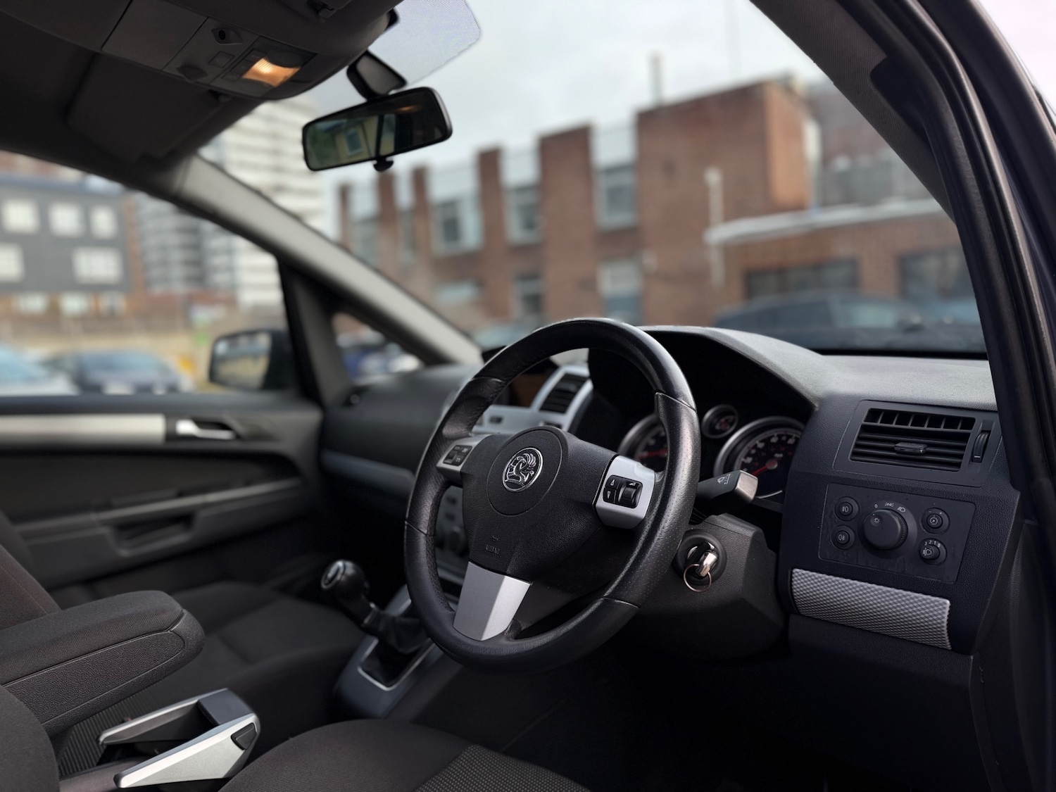Used Vauxhall Zafira 2010 for sale - 77545561: Photo 3