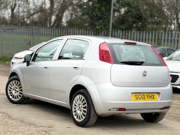 Used Fiat Grande Punto 2010 for sale - 77578186: Photo