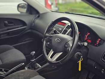 Used Kia Ceed 2011 for sale - 78175874: Photo