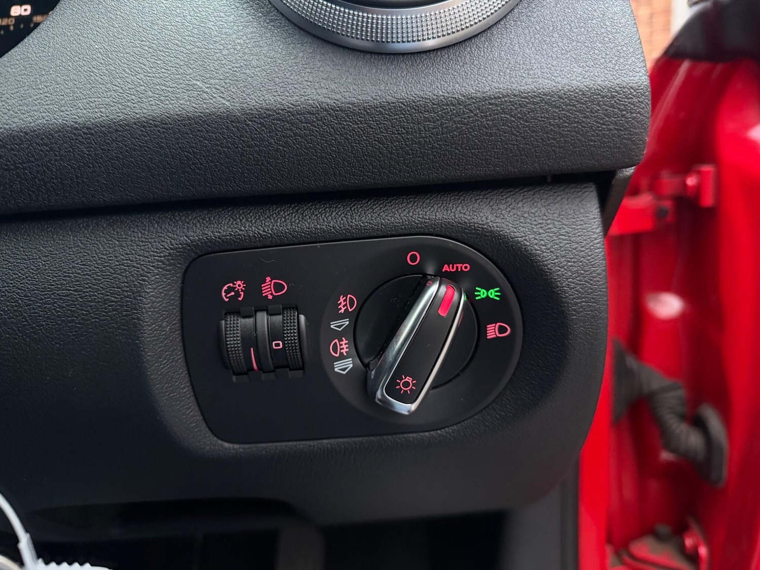 Used Audi A3 2010 for sale - 78175885: Photo 28