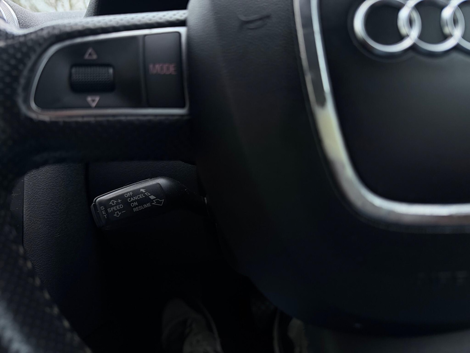 Used Audi A3 2010 for sale - 78175885: Photo 32