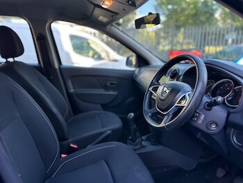 Used Dacia Sandero 2017 for sale - 78866669: Photo