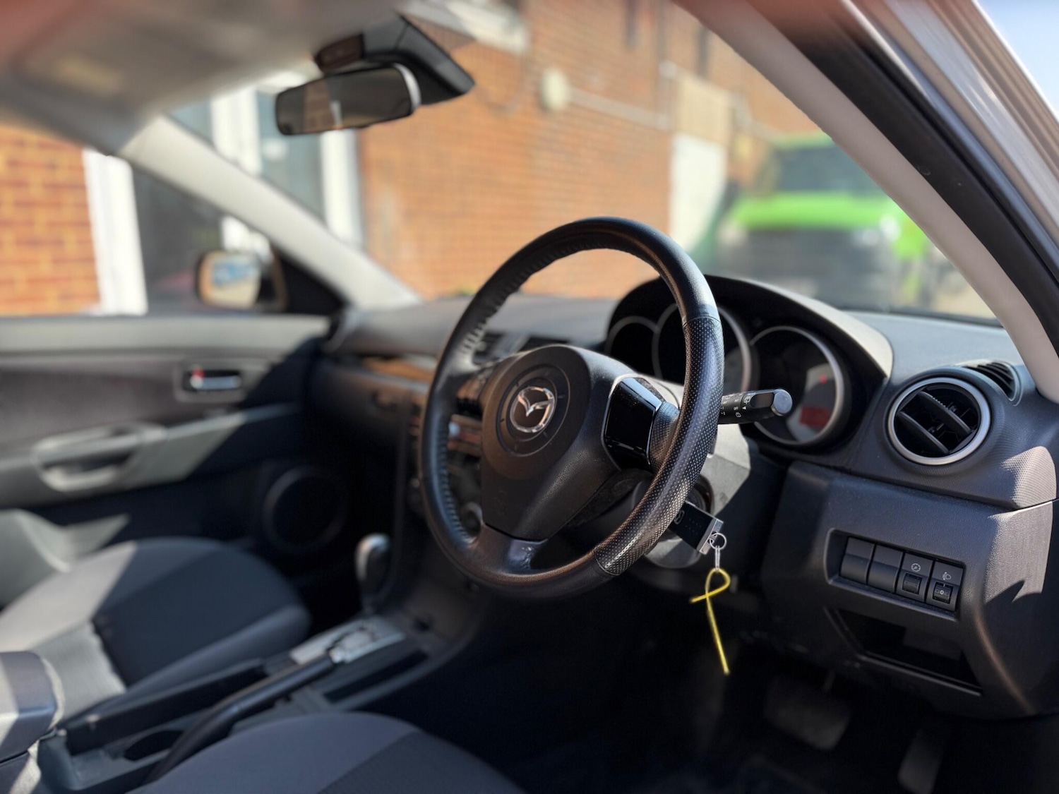 Used Mazda Mazda3 2009 for sale - 78175876: Photo 3