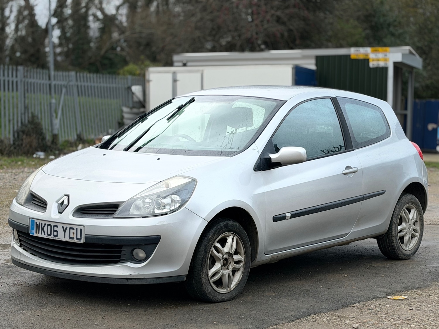 Used Renault Clio 2006 for sale - 77545556: Photo 13