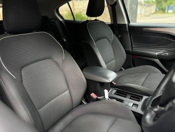 Used Ford Focus 2019 for sale - 78636339: Photo