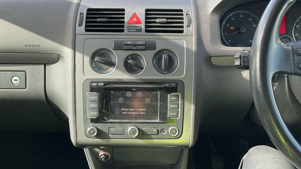 Used Volkswagen Touran 2010 for sale - 78175872: Photo 11