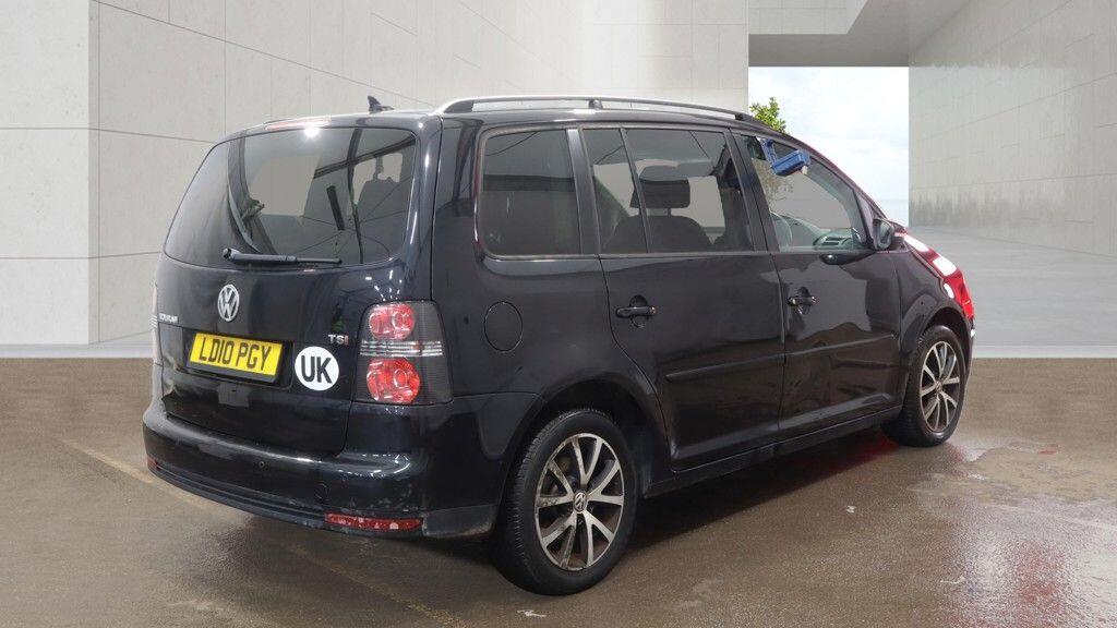 Used Volkswagen Touran 2010 for sale - 78175872: Photo 4