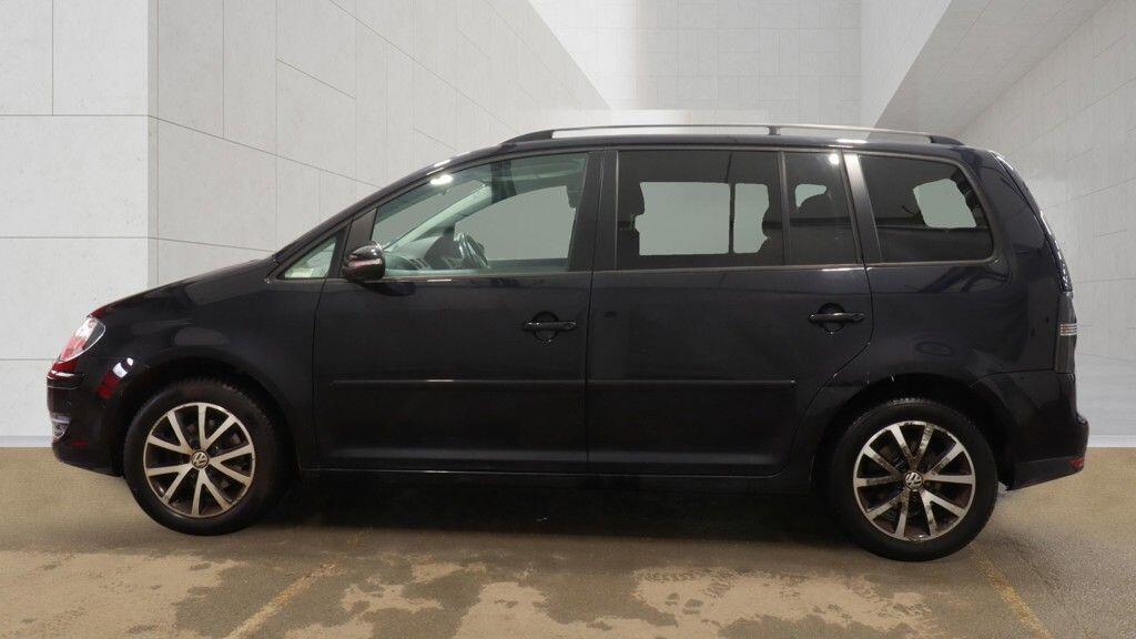Used Volkswagen Touran 2010 for sale - 78175872: Photo 6
