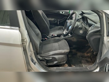 Used Ford Fiesta 2017 for sale - 79159923: Photo