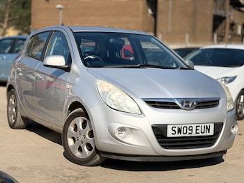 Used Hyundai i20 2009 for sale - 77763137: Photo