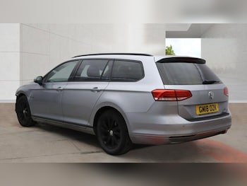 Used Volkswagen Passat 2018 for sale - 79012528: Photo