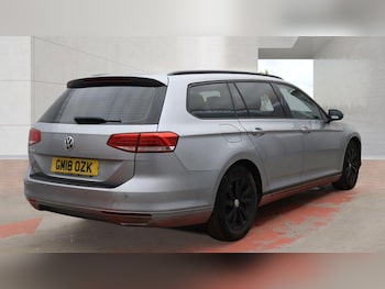 Used Volkswagen Passat 2018 for sale - 79012528: Photo