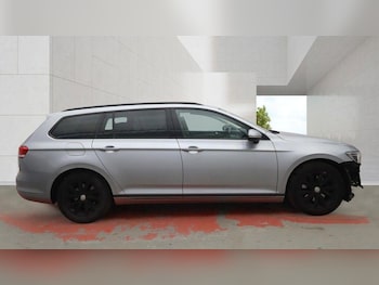 Used Volkswagen Passat 2018 for sale - 79012528: Photo