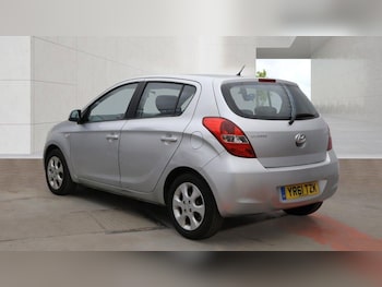 Used Hyundai i20 2011 for sale - 78175913: Photo