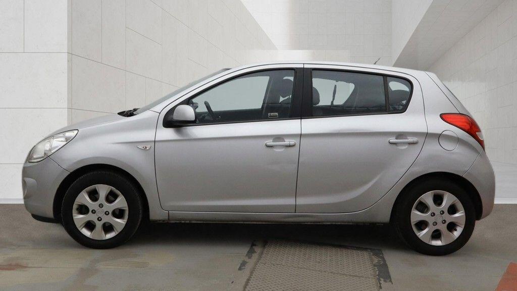 Used Hyundai i20 2011 for sale - 78175913: Photo 6