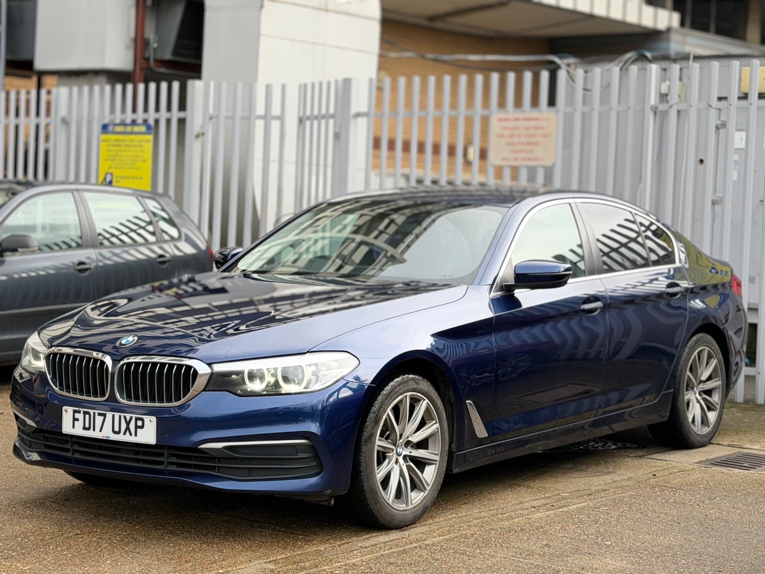Used BMW 5 Series 2017 for sale - 77543335: Photo 14
