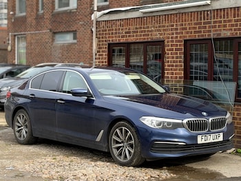 Used BMW 5 Series 2017 for sale - 77543335: Photo