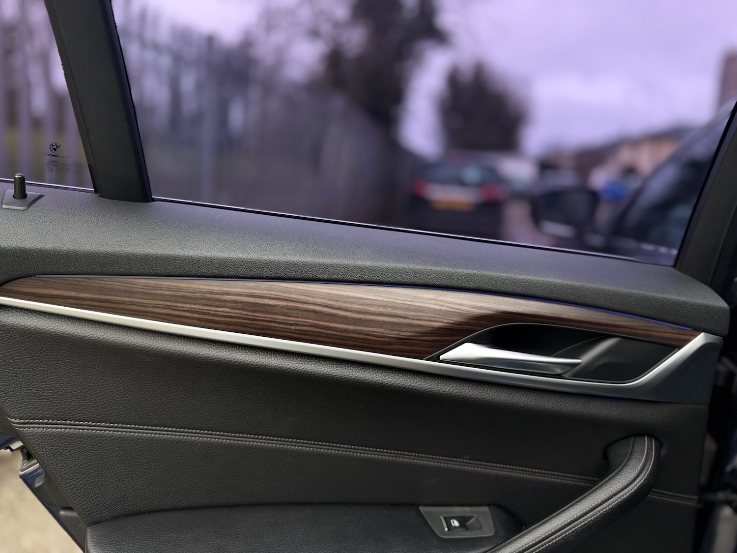 Used BMW 5 Series 2017 for sale - 77543335: Photo 28