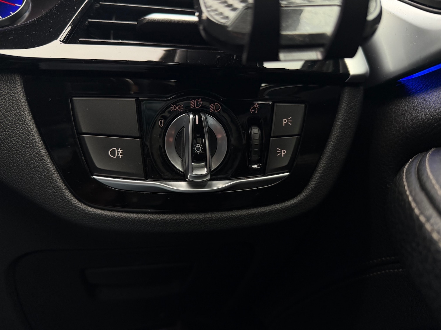 Used BMW 5 Series 2017 for sale - 77543335: Photo 42