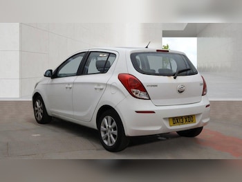 Used Hyundai i20 2013 for sale - 79012689: Photo
