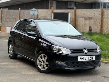 Used Volkswagen Polo 2012 for sale - 77763250: Photo