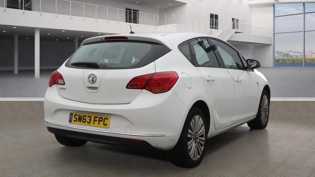 Used Vauxhall Astra 2013 for sale - 78175883: Photo 4