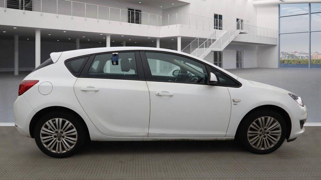 Used Vauxhall Astra 2013 for sale - 78175883: Photo 5