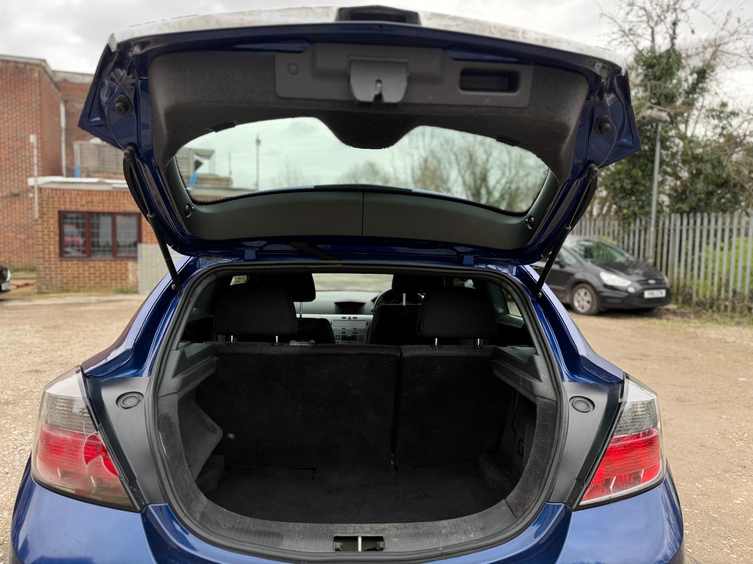 Used Vauxhall Astra 2009 for sale - 77639855: Photo 25