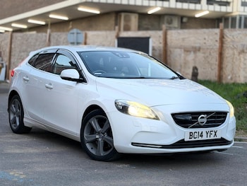 Used Volvo V40 2014 for sale - 78175915: Photo