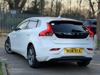 Used Volvo V40 2014 for sale - 78175915: Photo