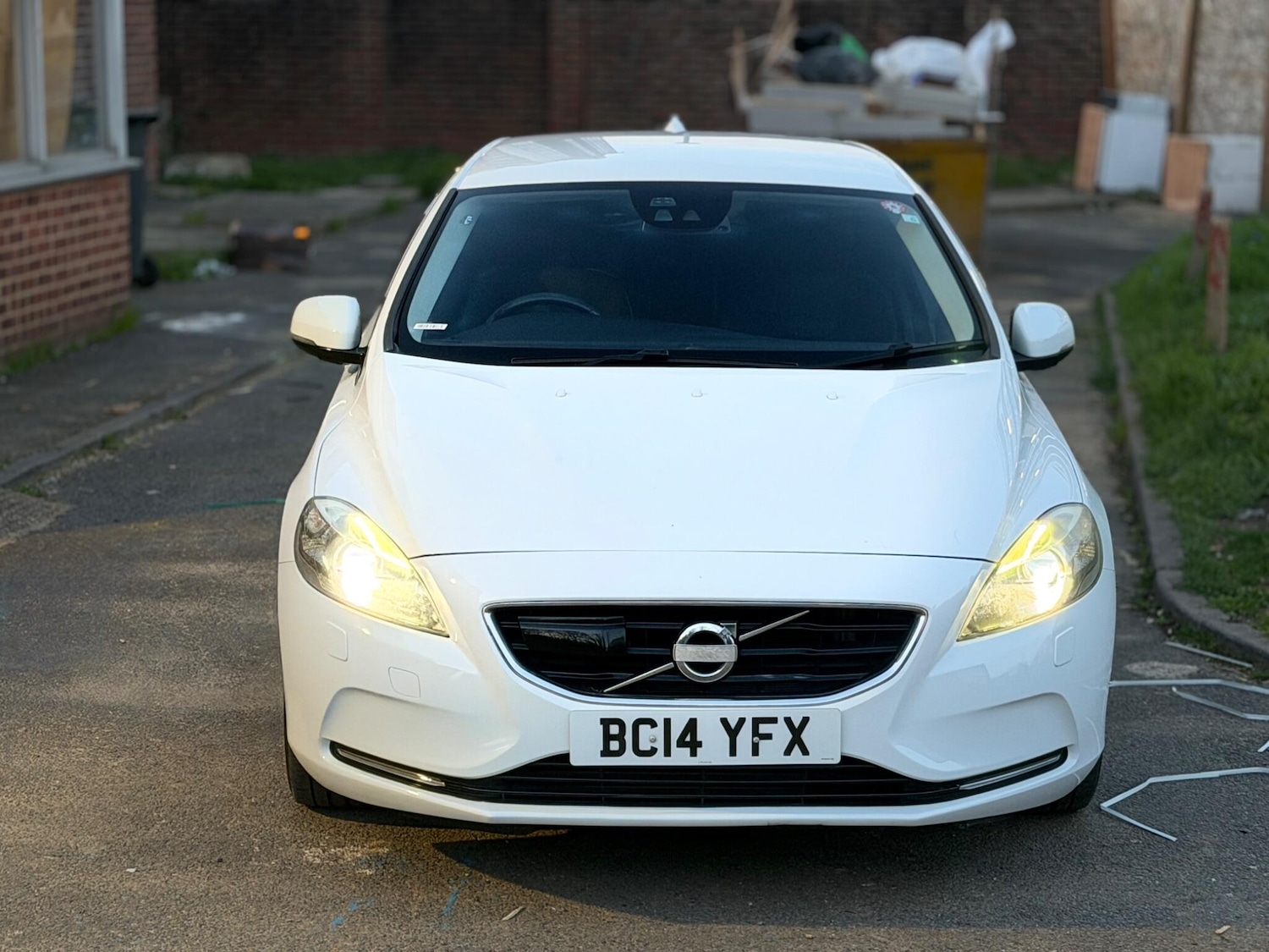 Used Volvo V40 2025 for sale - 78175915: Photo 9