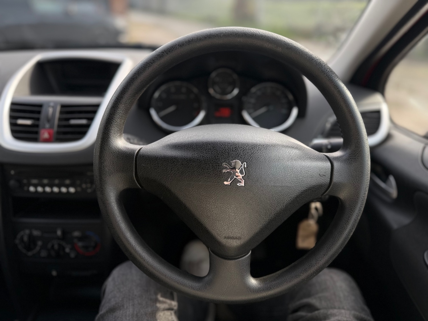 Used Peugeot 207 2009 for sale - 77545558: Photo 30