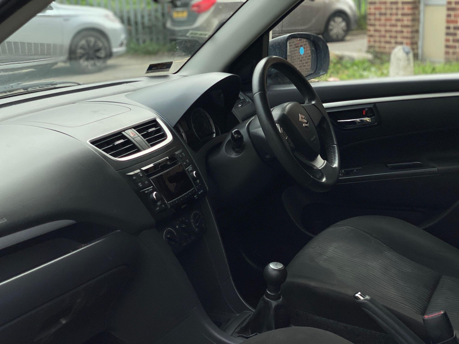 Used Suzuki Swift 2011 for sale - 78204122: Photo 24