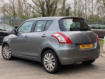 Used Suzuki Swift 2011 for sale - 78204122: Photo
